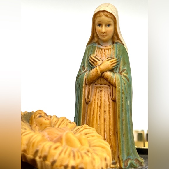 MCM Christmas Nativity Plastic Candle Holder Manger Scene Baby Jesus Hong Kong - Picture 5 of 8